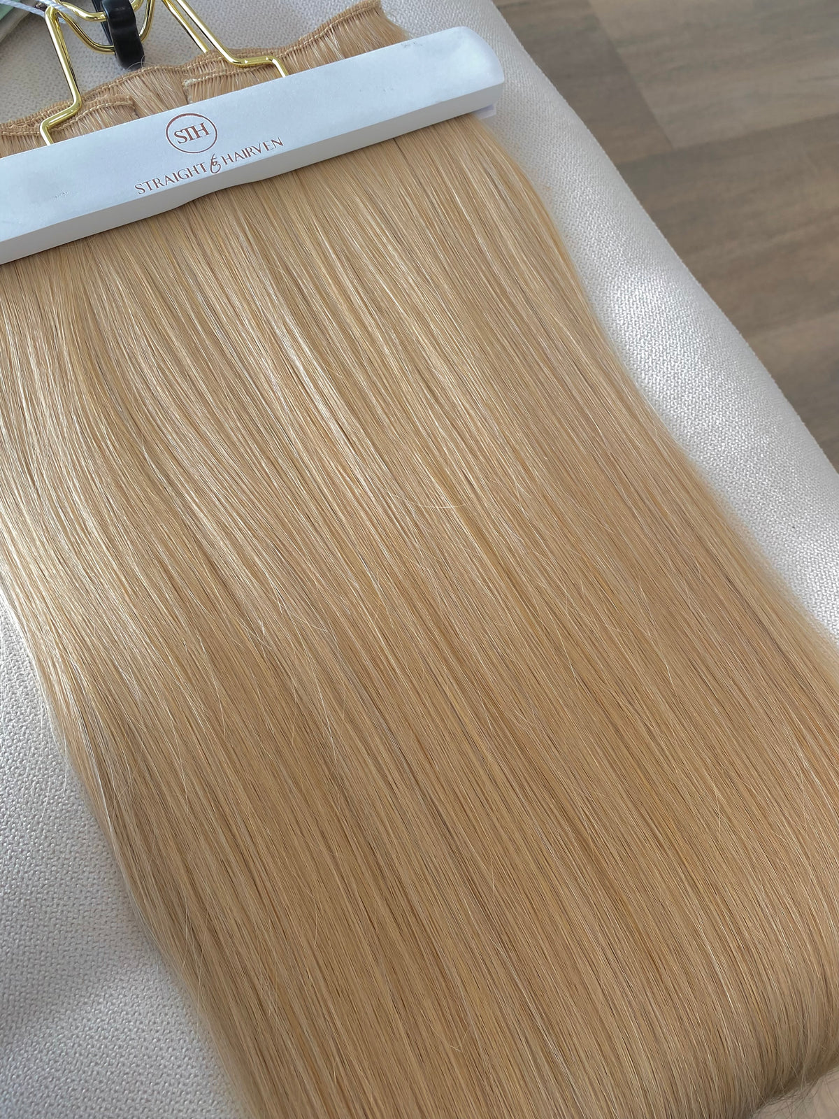 Halo Hair Extension 20" | Honey Caramel Blonde