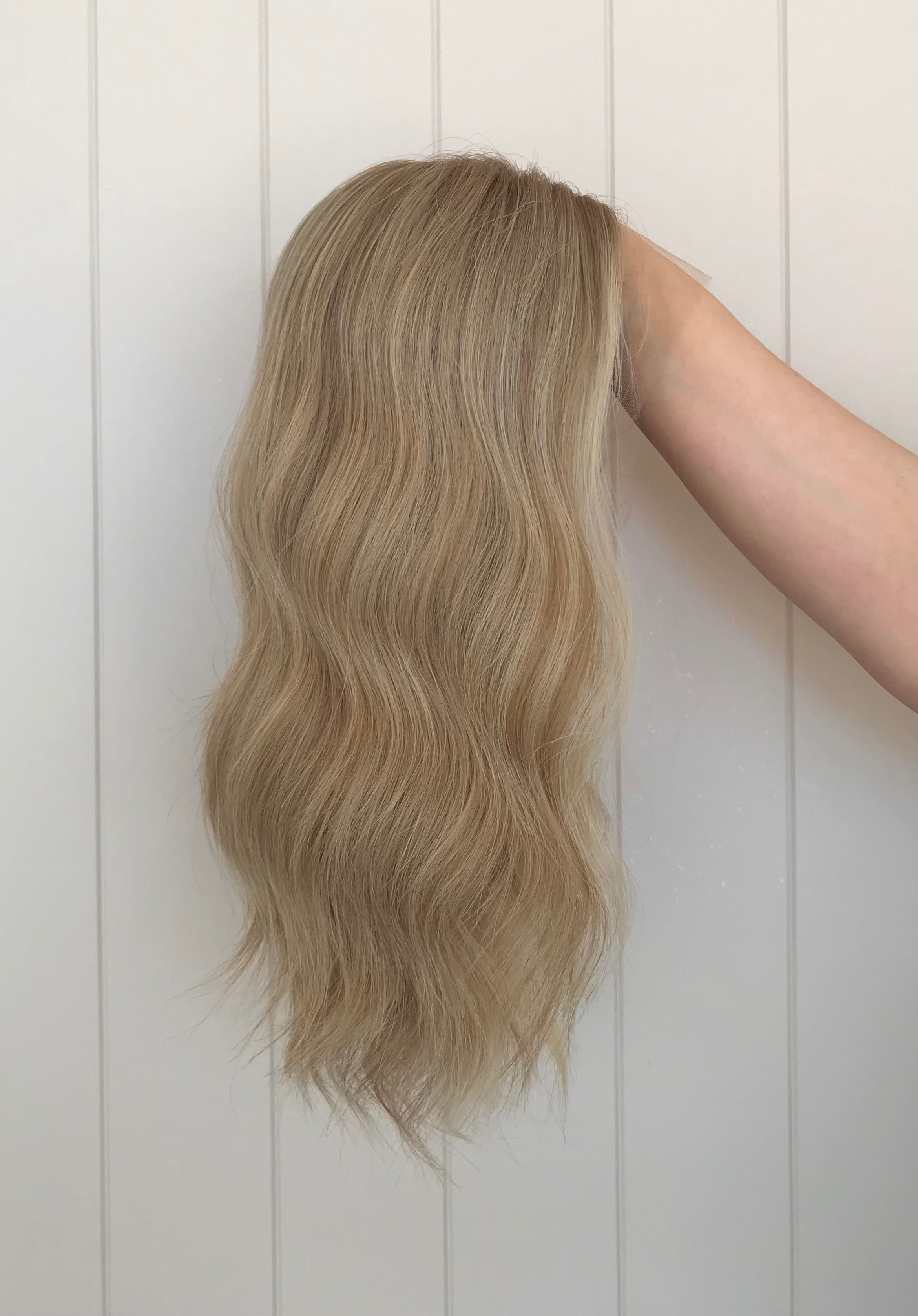 Emmerson Hand Tied Lace Wig 20 Inches with a small cap