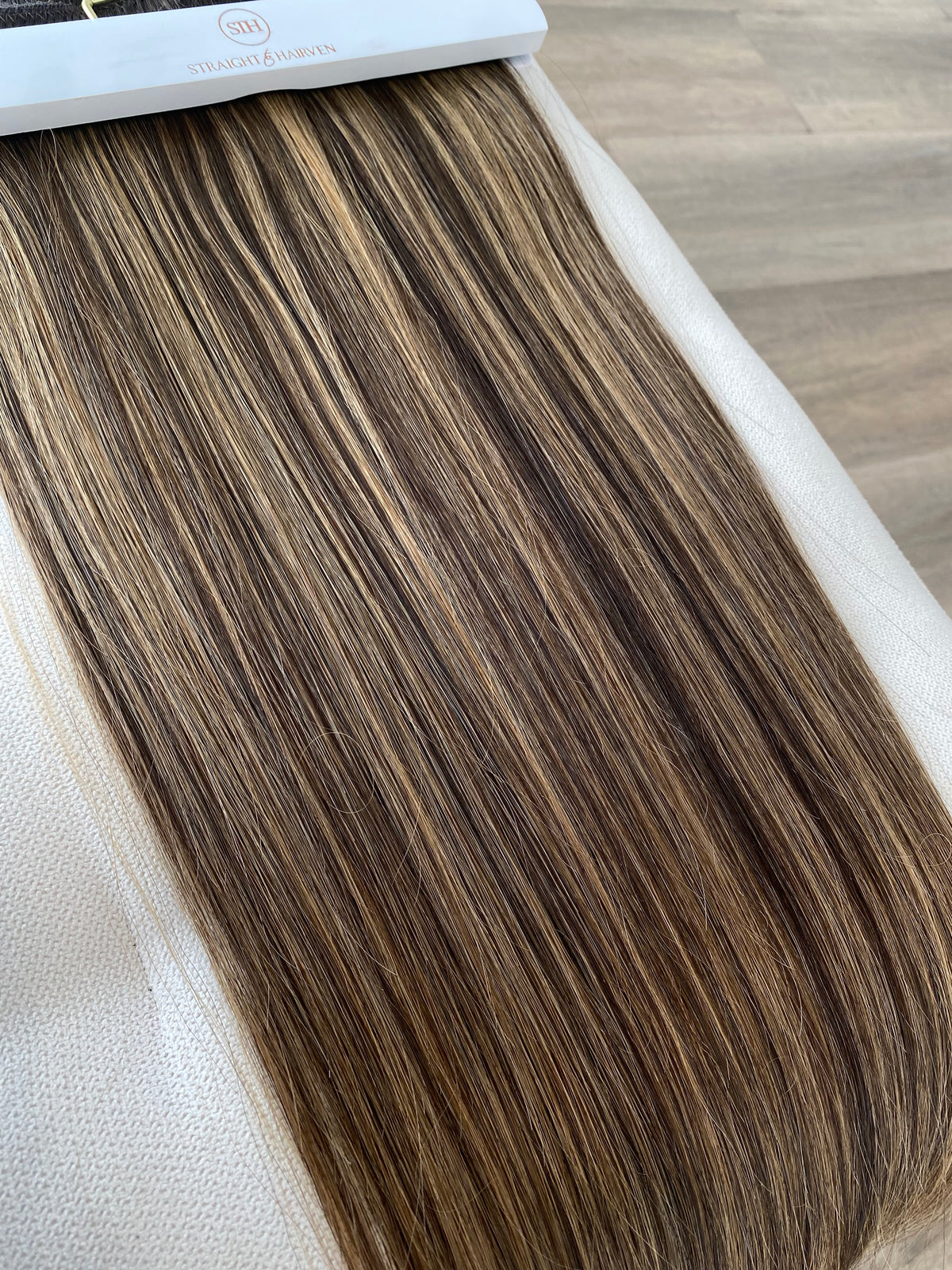 Clip-in Hair Extension 20" | Mocha Cinnamon