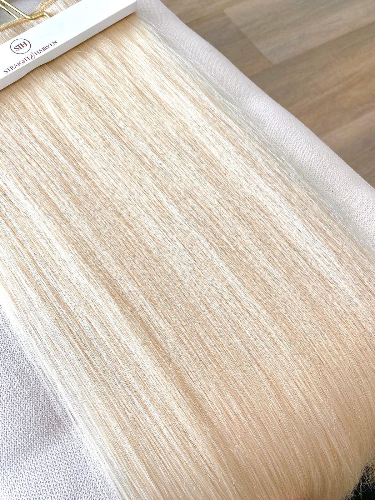 Clip-in Hair Extension 20" | Vanilla Blonde
