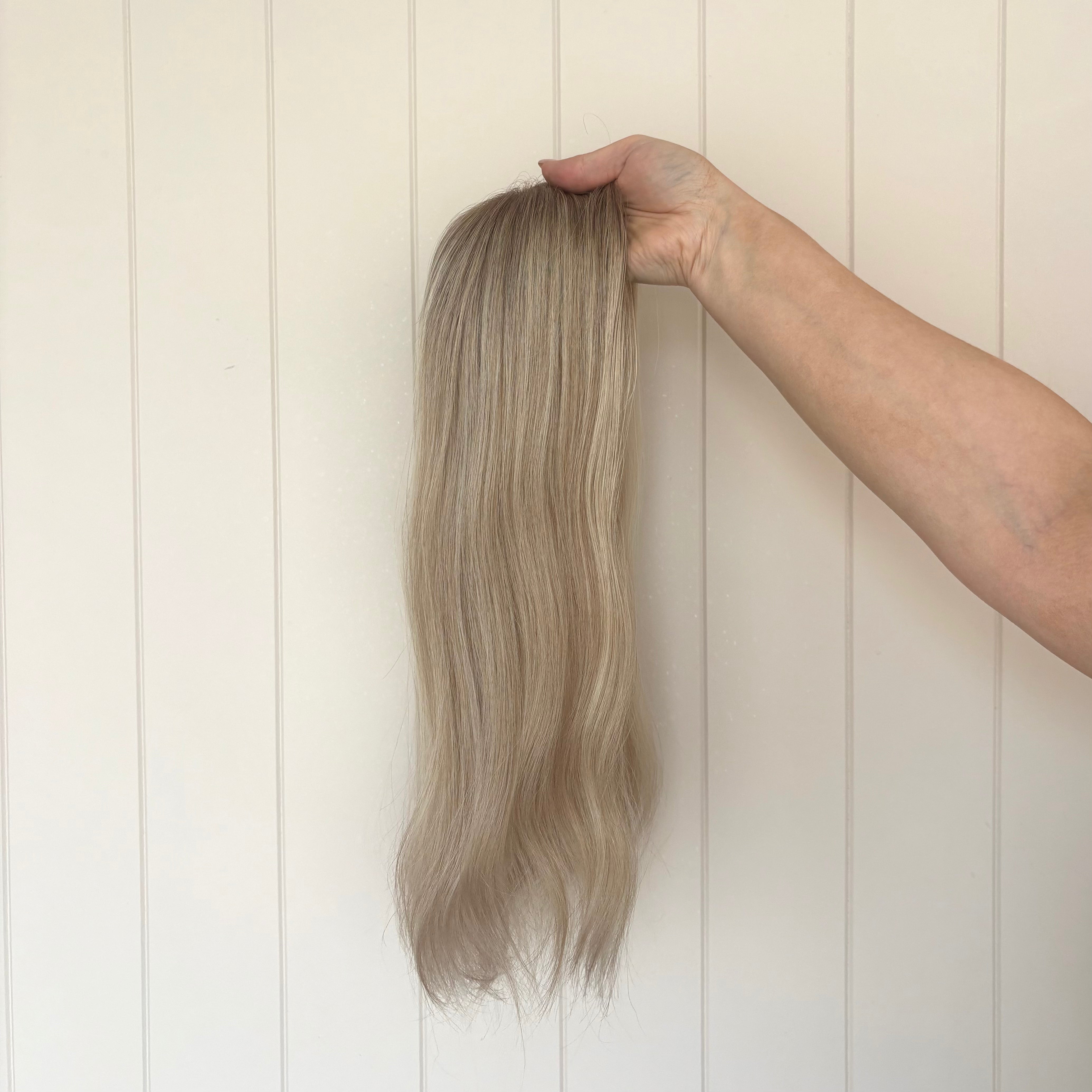 Avery Petite Closed Lace Topper